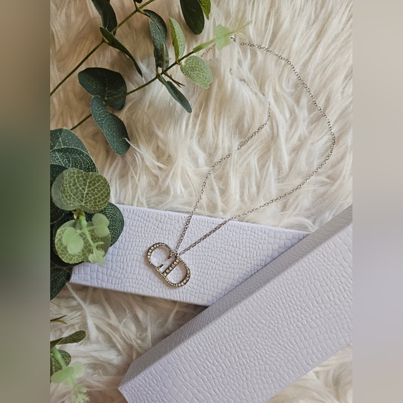 Christian Dior Piece ● Necklace - Picture 4 of 4